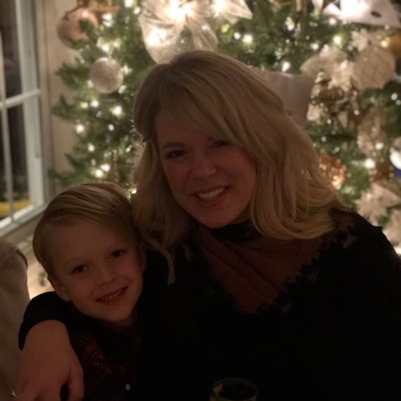 Meet your Posher, Lindsay - Picture 1 of 1